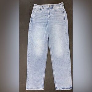 American Eagle Stretch Mom Jeans